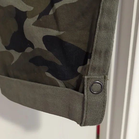 Camouflage Cargo Pants - Picture 2 of 11